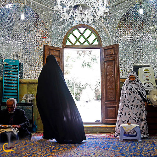 عکس فضای داخلی امامزاده عبدالله جائیج