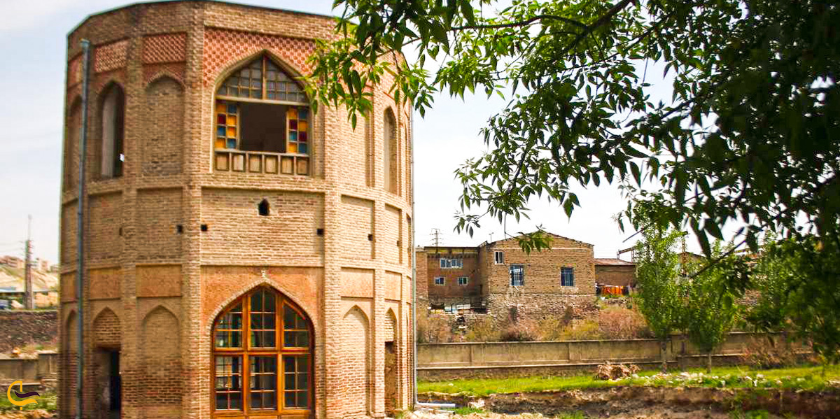 برج خلعت پوشان تبریز