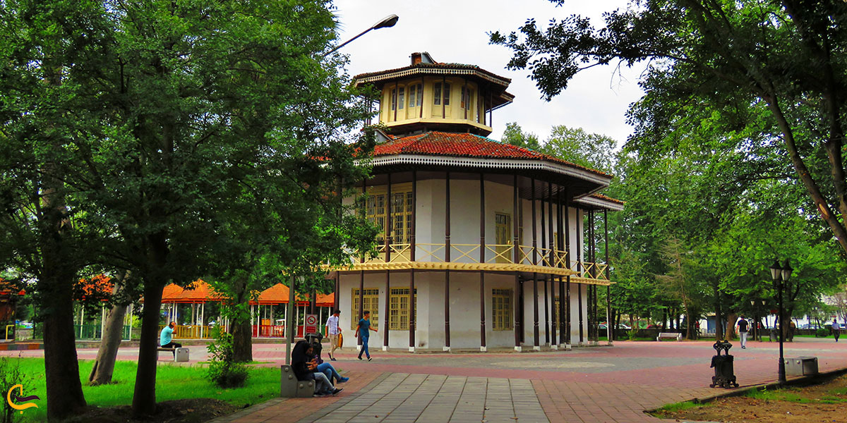 عکس عمارت کلاه فرنگی در بندرعباس