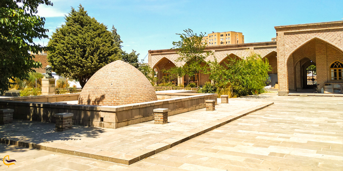 مقبره دوکمال