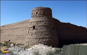 دژ تاریخی لاجورد