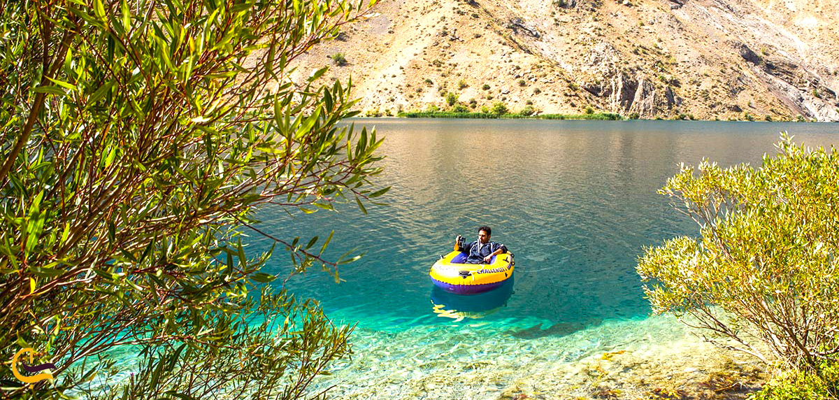 قایق سواری در دریاچه گهر
