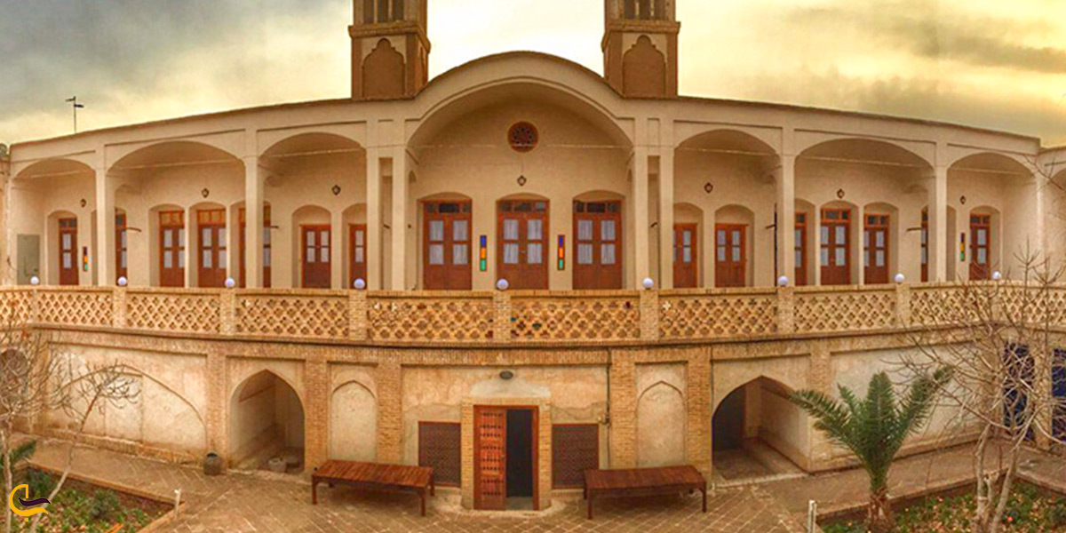 اقامتگاه سنتی خانه صفا