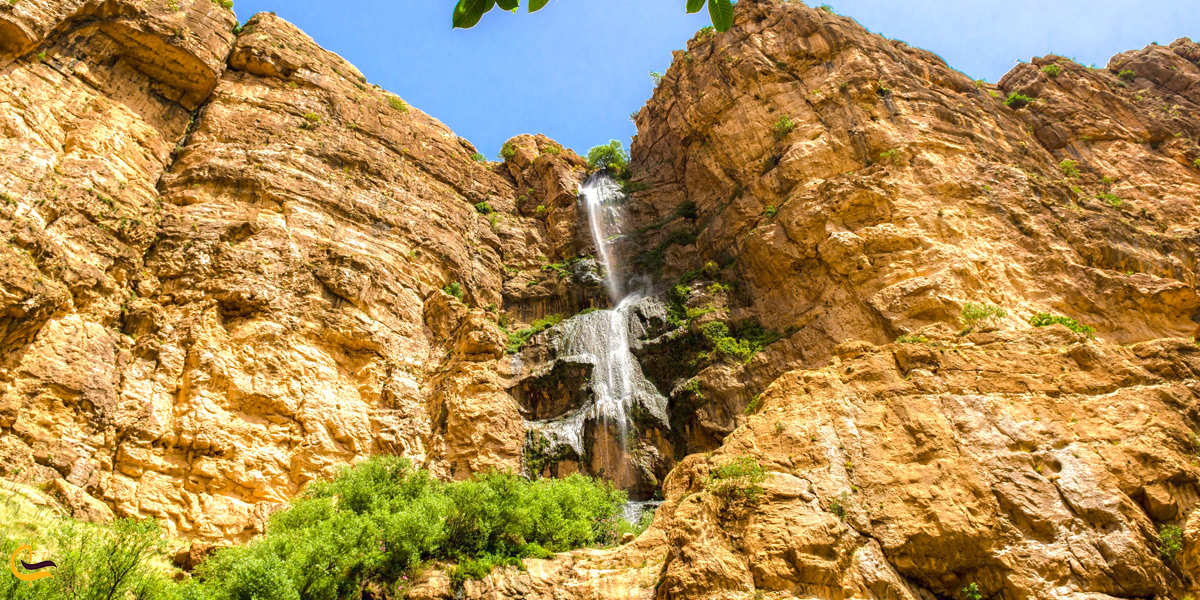 عظمت آبشار پیران