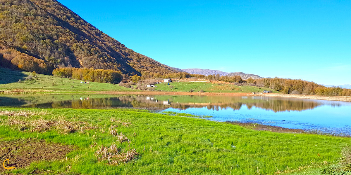 نمایی زیبا از دریاچه ویستان