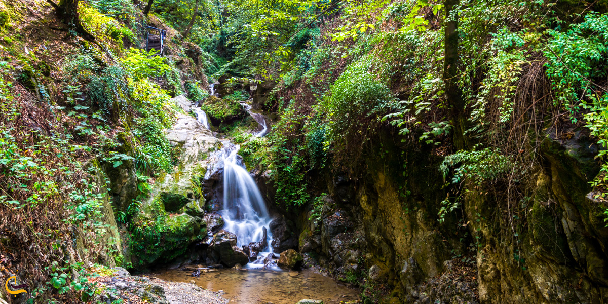 تصویری رؤیایی از آبشار کبودوال