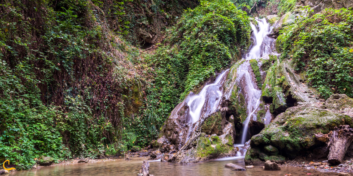 نمای واید از آبشار کبودوال