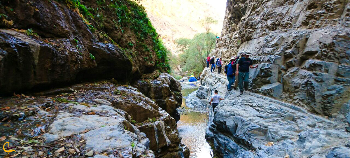 زیبایی های راه رسیدن به آبشار هفت چشمه