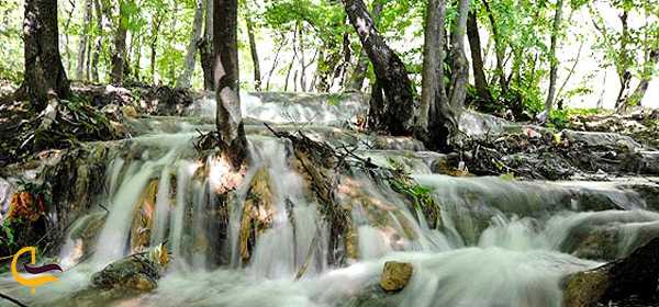 آبشار زیبای اق سو در دل مرز گالیکش و گرگان طبیعتی بکر و شناخته نشده