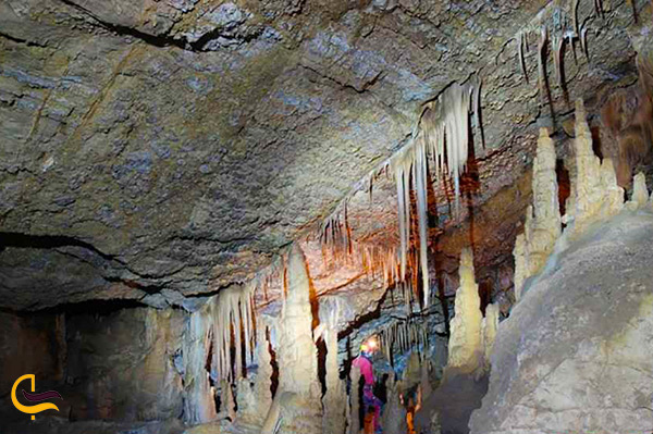 طولانی ترین غار آبی گیلان غار آویشو ماسال