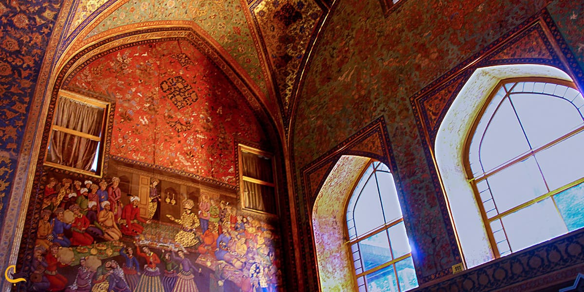 نقاشی های زیبای دیوار های کاخ چهل ستون