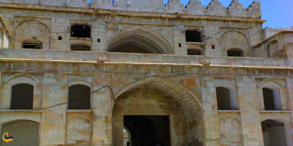 دژ برازجان یا کاروانسرای مشیرالملک برازجان