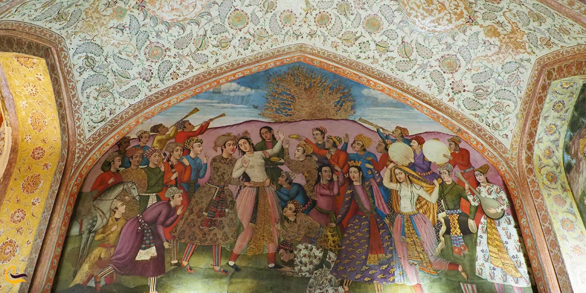 نقاشی های معروف کاخ چهل ستون