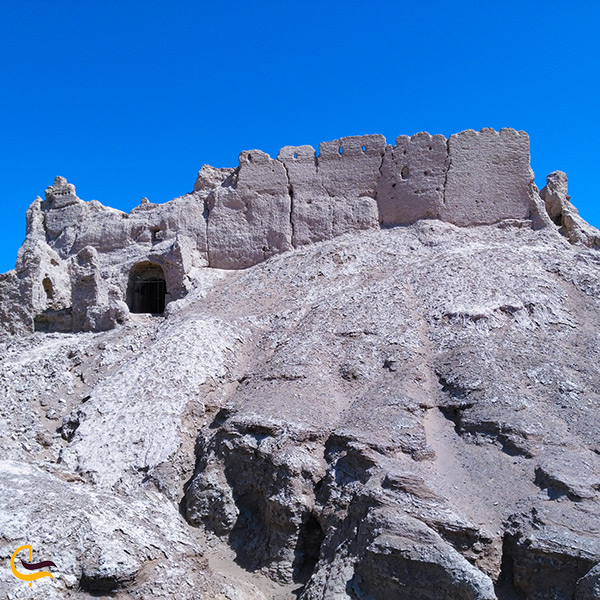 قسمت شاه نشین و بخش مرکزی قلعه بمپور
