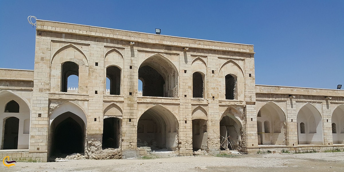 کاخ زمستانی کوروش کبیر در شهر برازجان