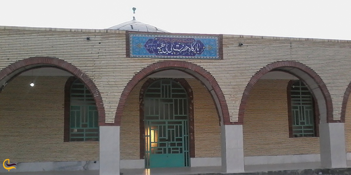 تصویری از زیارتگاه بیبی طیبه در کهنوج