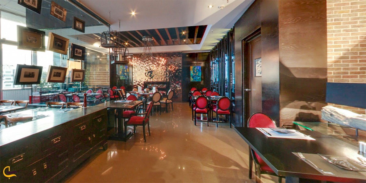 نمایی از رستوران لئون