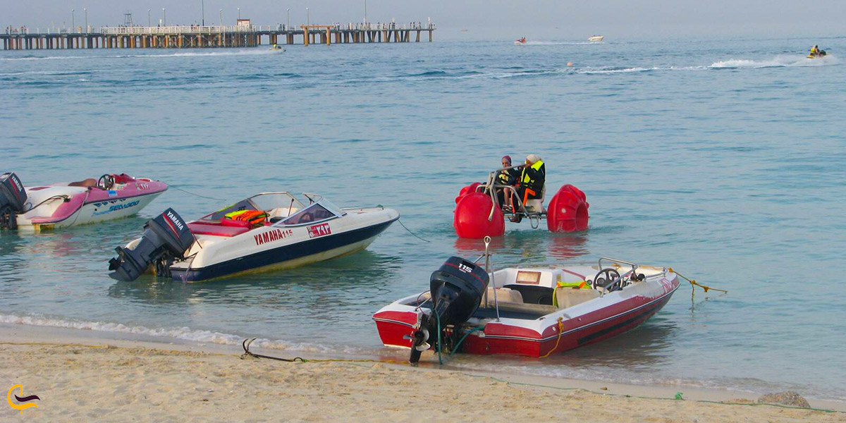 قایق سواری در جزیره ی زیبای کیش