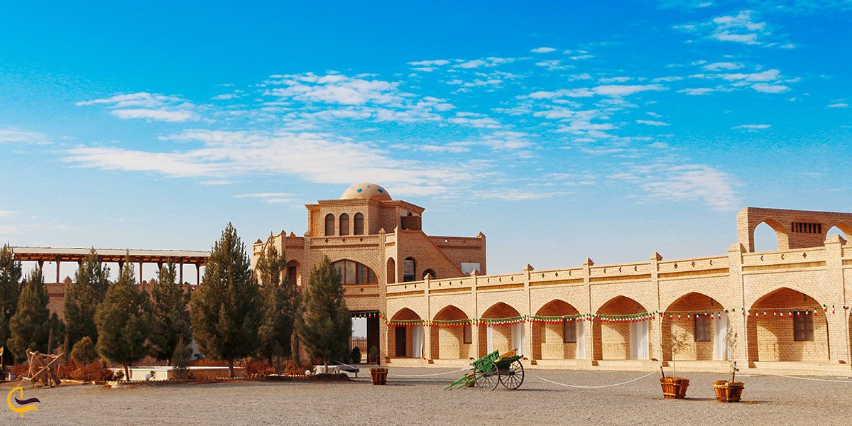 نمایی از اکوکمپ متین آباد‌‌