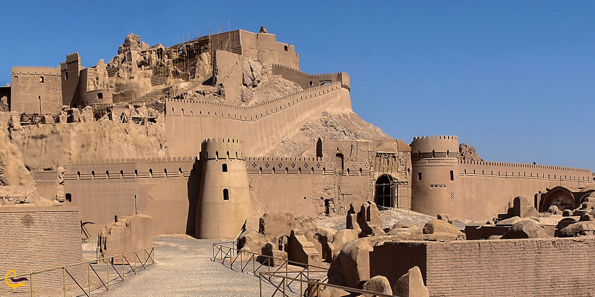 تاریخچه کرمان دفن شده در قلعه بم