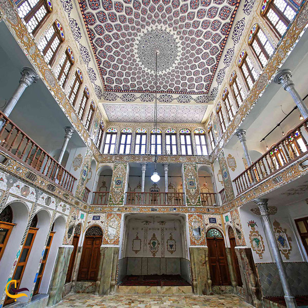 داخل خانه مشیرالملک در اصفهان