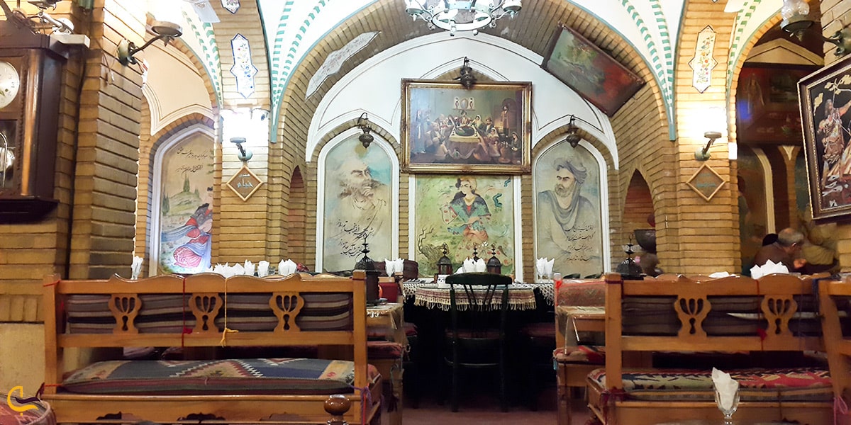 فضای داخلی رستوران باغ صبا تهران