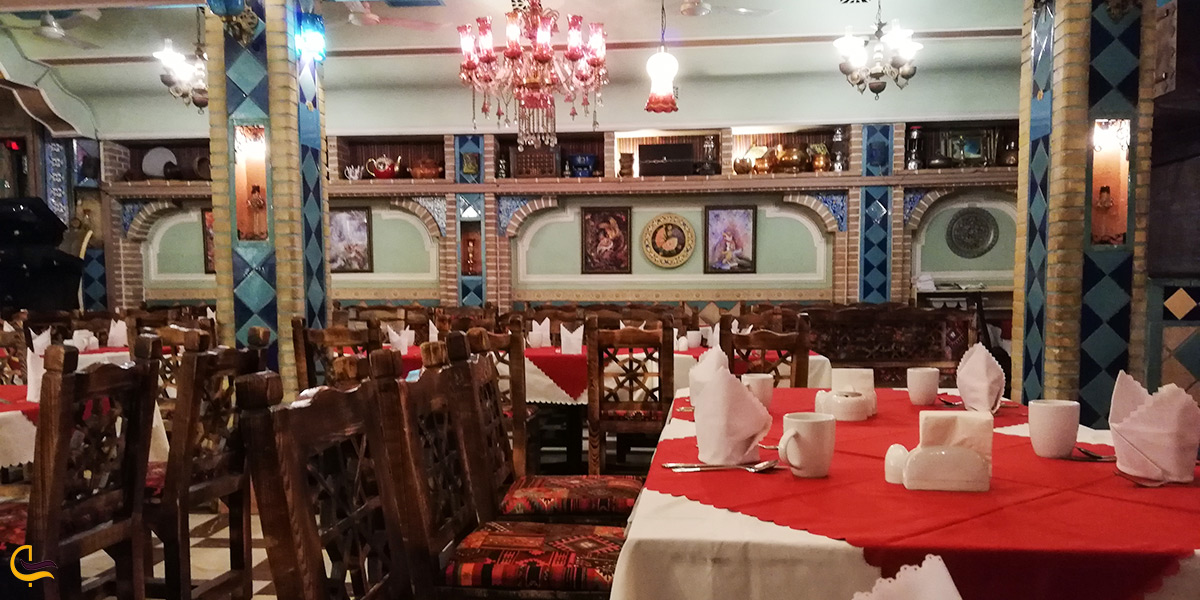 فضای داخلی رستوران سنتی شبستان تهران