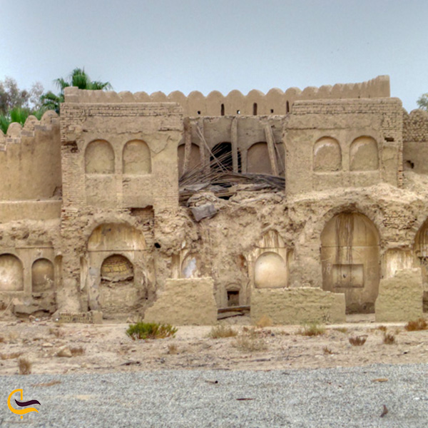 نمای کلی از داخل قلعه ناصری