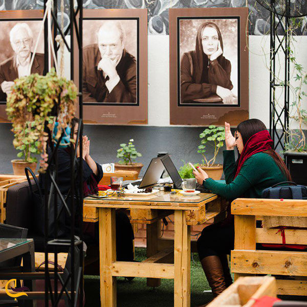 کافه سینما در ایران مال