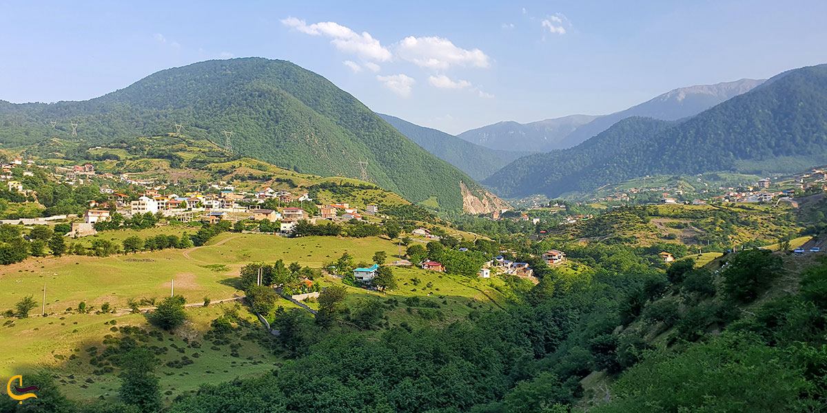 تصویری از طبیعت روستای لاویج