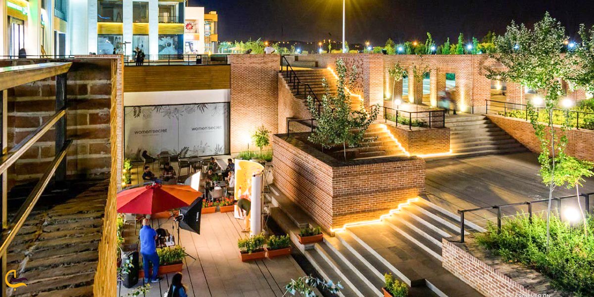 تصویری از رستوران دریاچه چیتگر