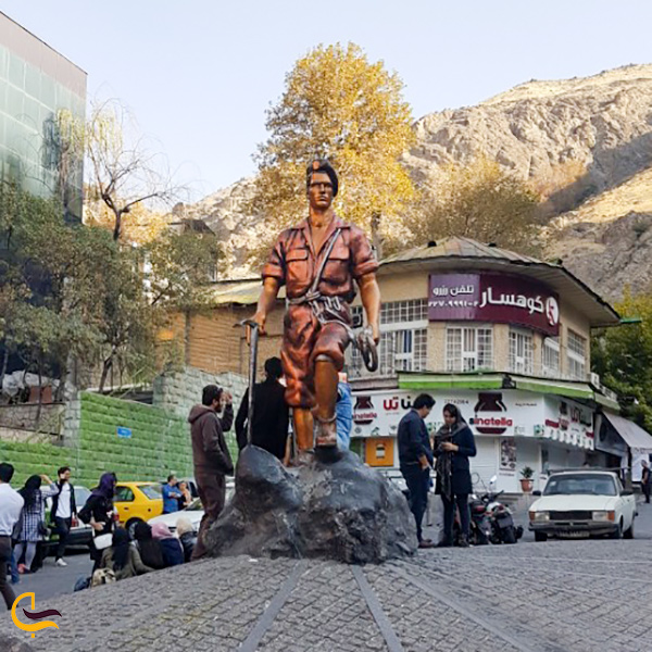 نمایی از میدان سربند دربند تهران