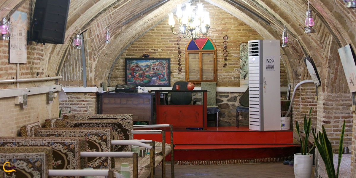 نمای داخلی از کاروانسرای سنگی زنجان