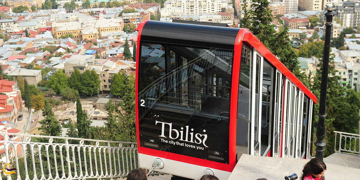 قطار کابلی تفلیس