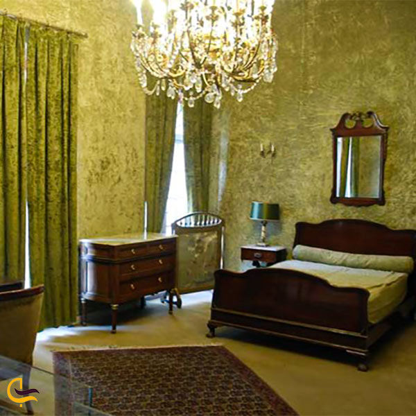 تصویری از اتاق خواب کاخ صاحبقرانیه