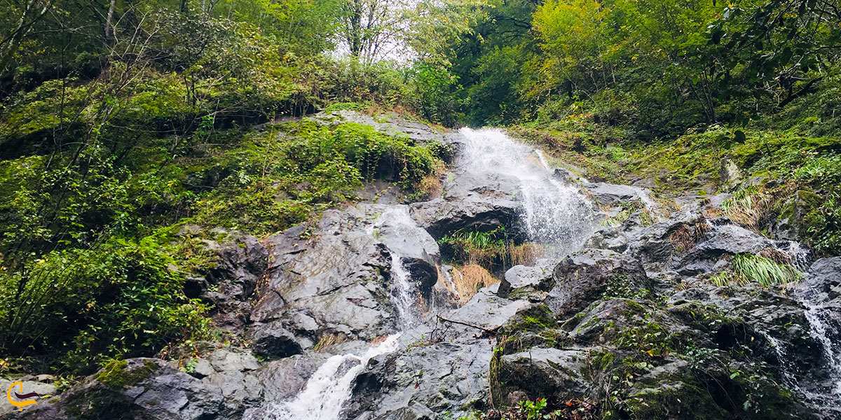 نمایی از آبشار طامه‌‌