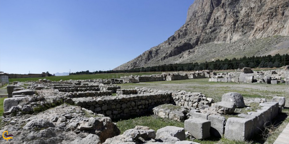 راهنمای محوطه تاریخی