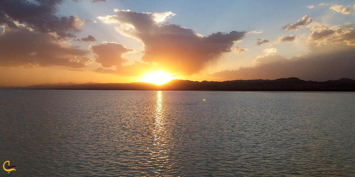 نمایی از دریاچه چیتگر