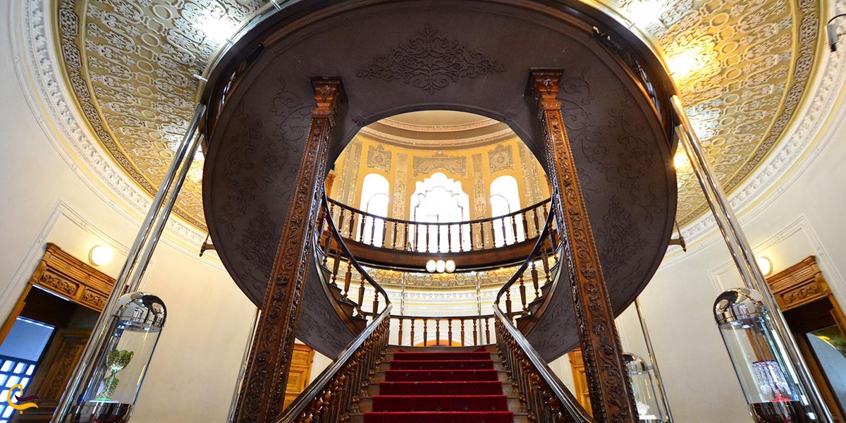 تصویری از طبقات موزه آبگینه