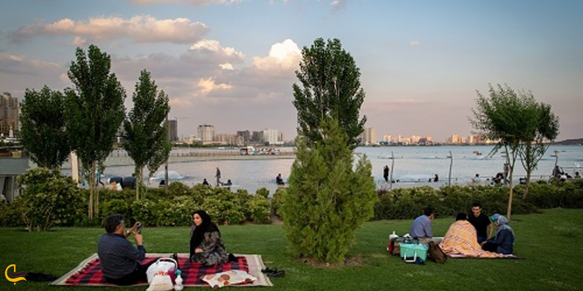 تصویری از پیکنیک و تفریح در دریاچه چیتگر