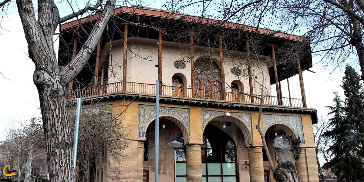 تصویر بسیار زیبا از عمارت چهل ستون قزوین