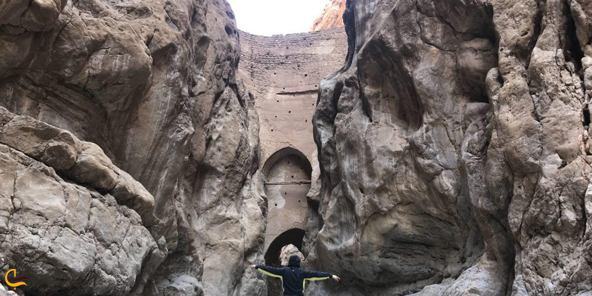 معماری سد شاه عباسی طبس