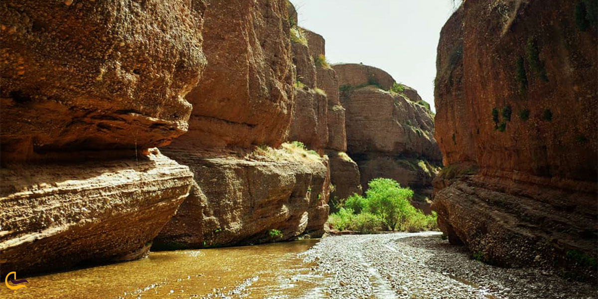 تصویری زیبا دره توبیرون