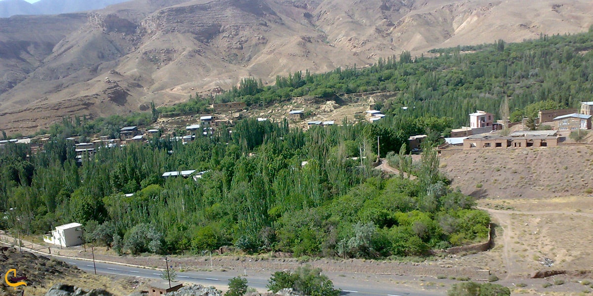 تصویری زیبا از روستای هنجن اصفهان