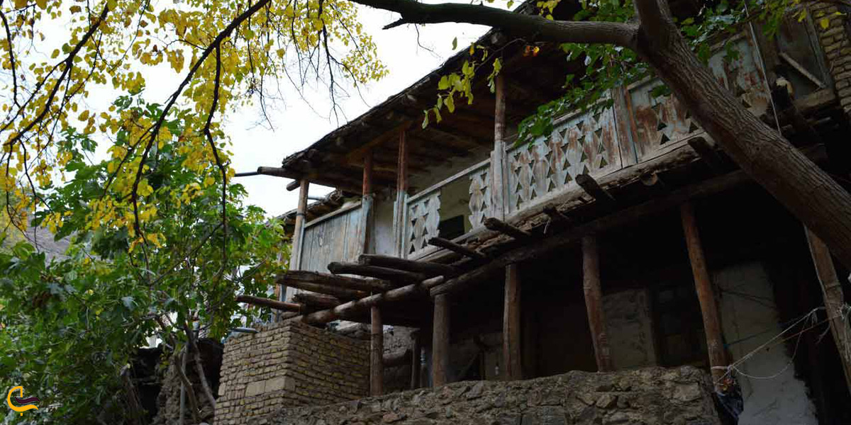 روستای زیبای اشتبین