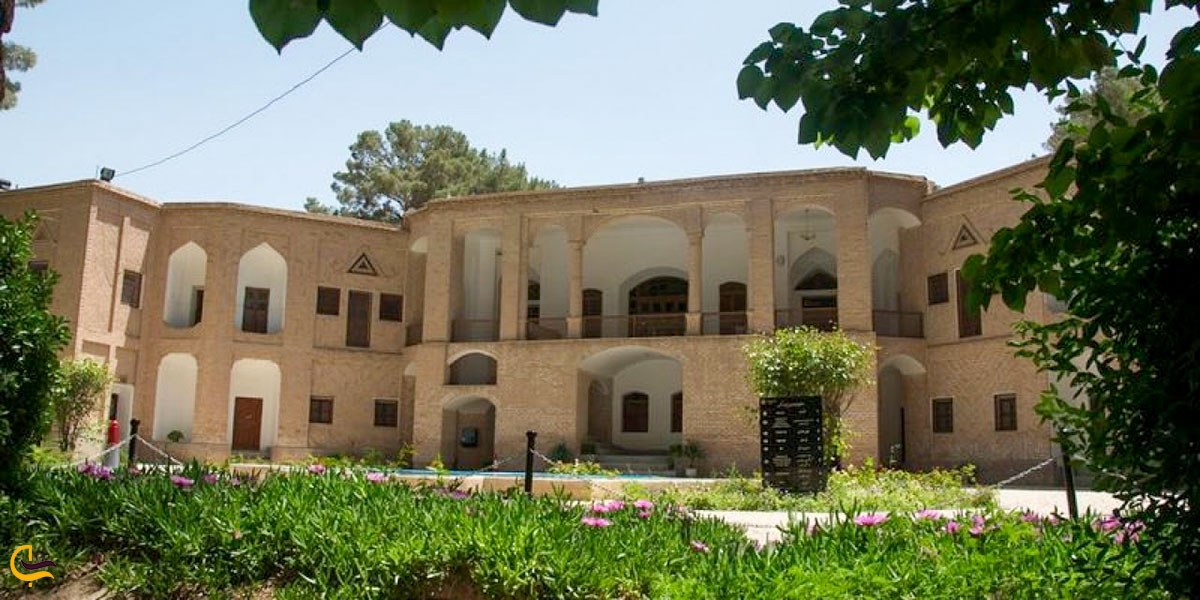 تصویری از عمارت بهلگرد در بیرجند