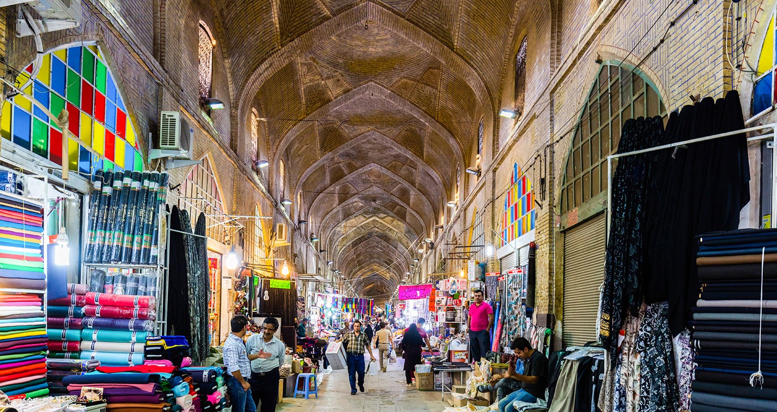 راهنمای بازدید و خرید از بازار وکیل شیراز