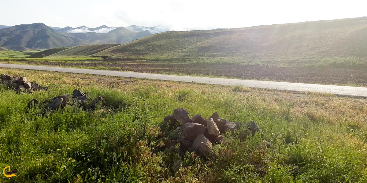 نمایی از روستای آبگرم مشهد