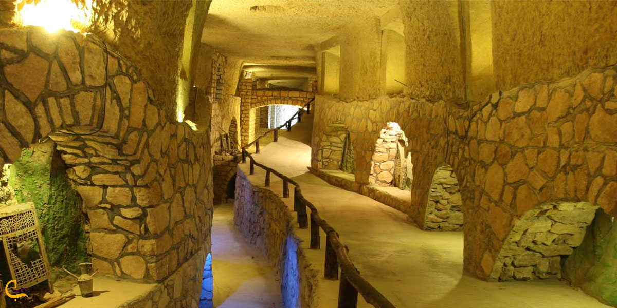 نمایی از شهر زیرزمینی کاریز