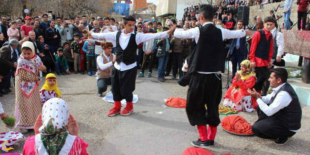 تصویری از جشنواره موسیقی خلخال هوالاری 
